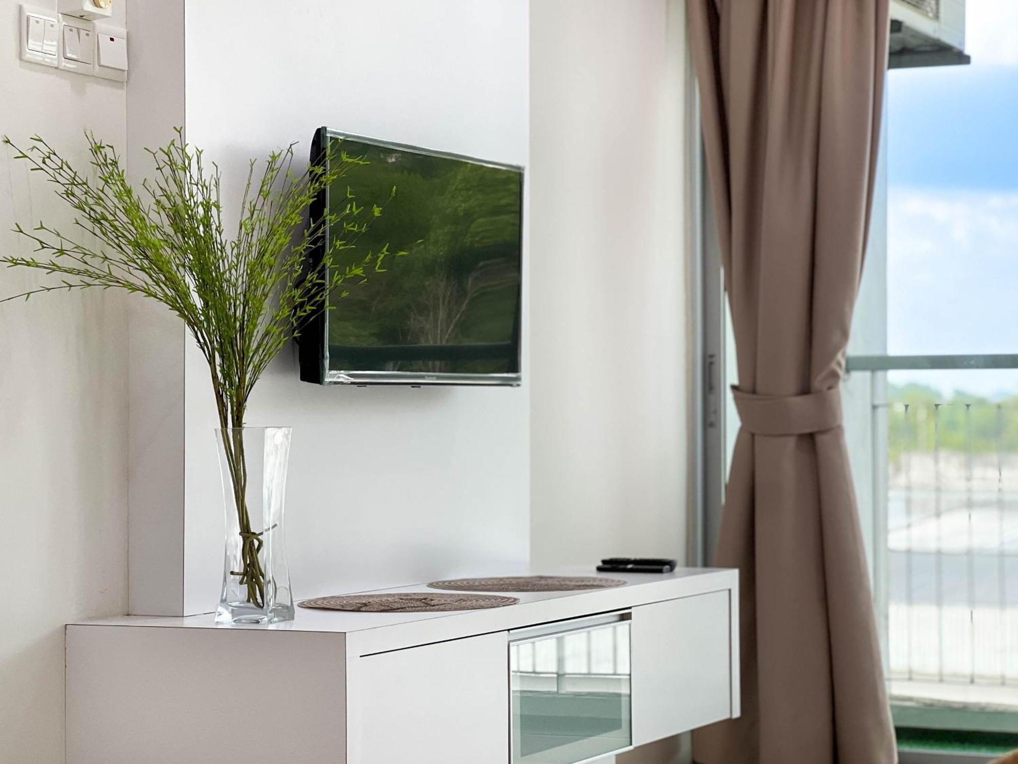 Modern Muji Home Retreat Near Taiping Lake Garden With Free Netflix Екстериор снимка